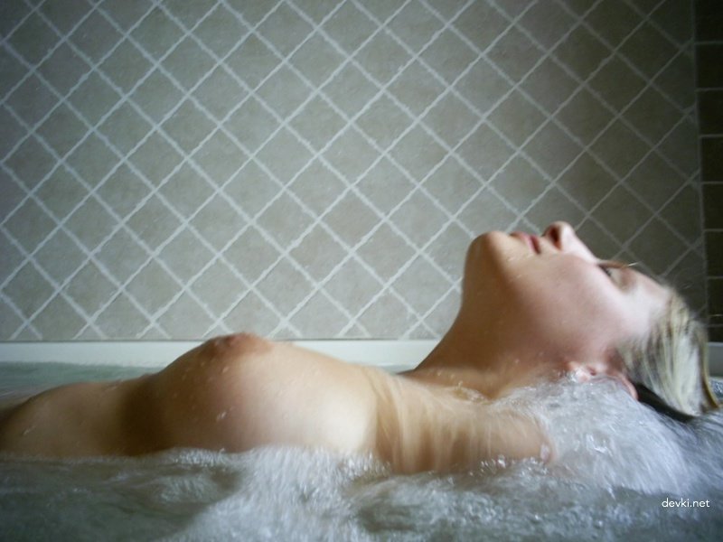Intimate Slut Reveals Her Wild Sex Life - XXX Photos
