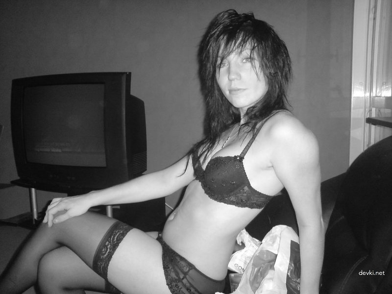 Amateur Home Fuck with Blowjob Queen