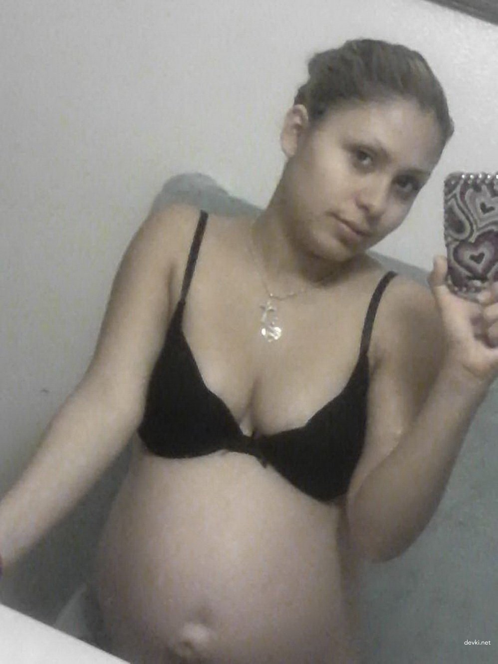 Explicit Pregnant Girls Photo Gallery (156 Pics) - Hot and Naughty Expecting Women Exposed!