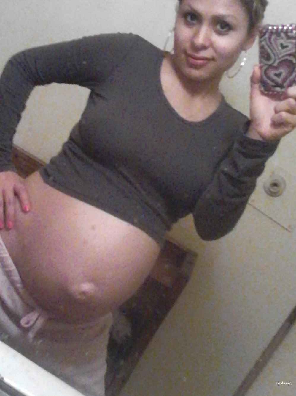 Explicit Pregnant Girls Photo Gallery (156 Pics) - Hot and Naughty Expecting Women Exposed!