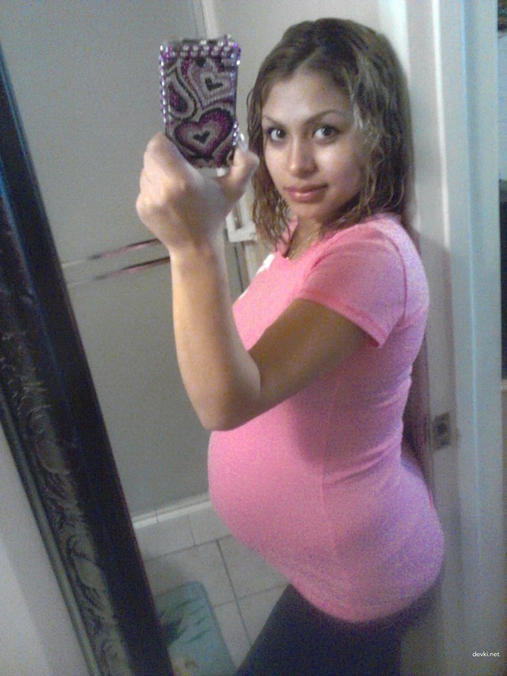 Explicit Pregnant Girls Photo Gallery (156 Pics) - Hot and Naughty Expecting Women Exposed!