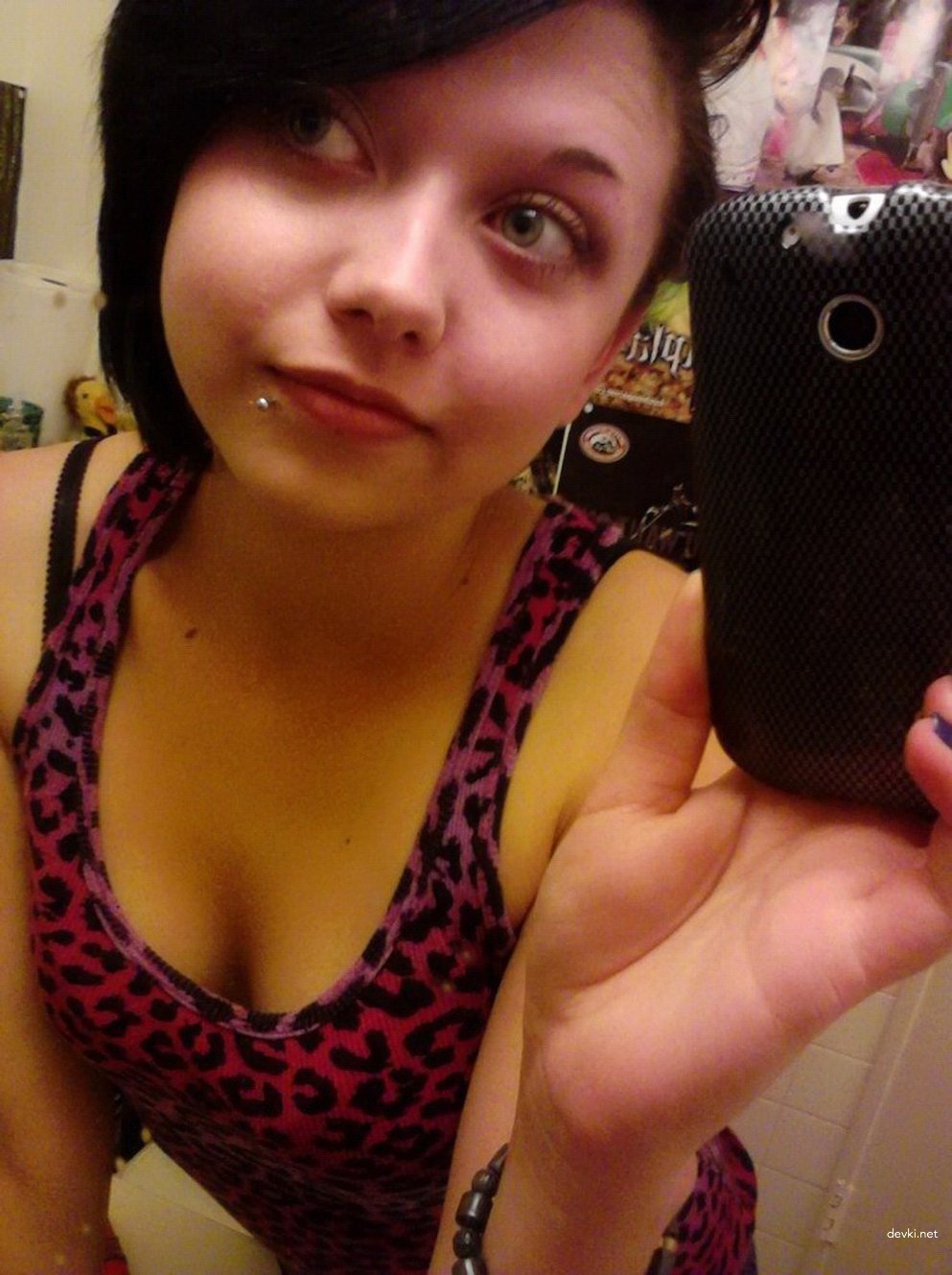 Explicit Pregnant Girls Photo Gallery (156 Pics) - Hot and Naughty Expecting Women Exposed!