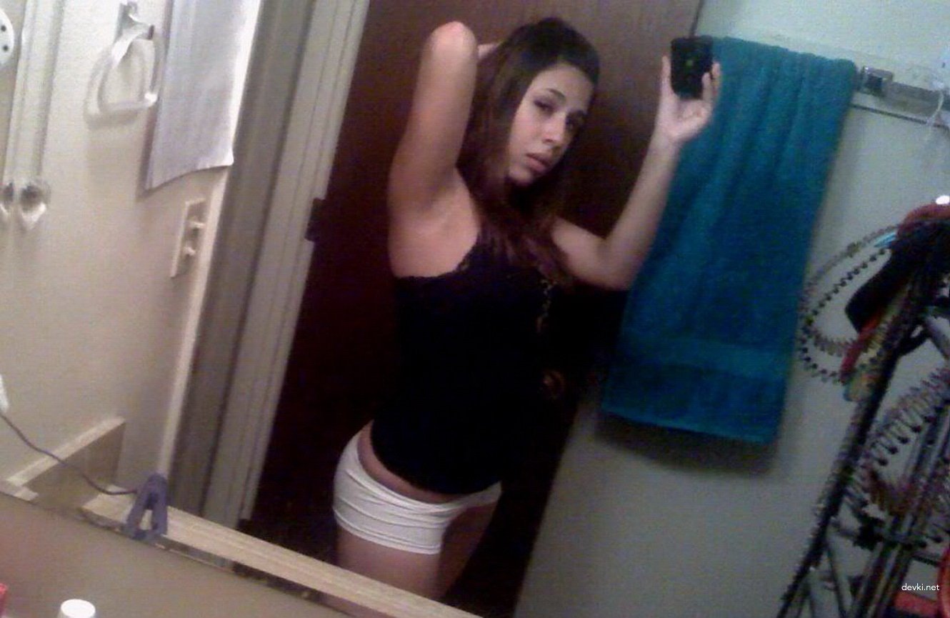 Explicit Pregnant Girls Photo Gallery (156 Pics) - Hot and Naughty Expecting Women Exposed!