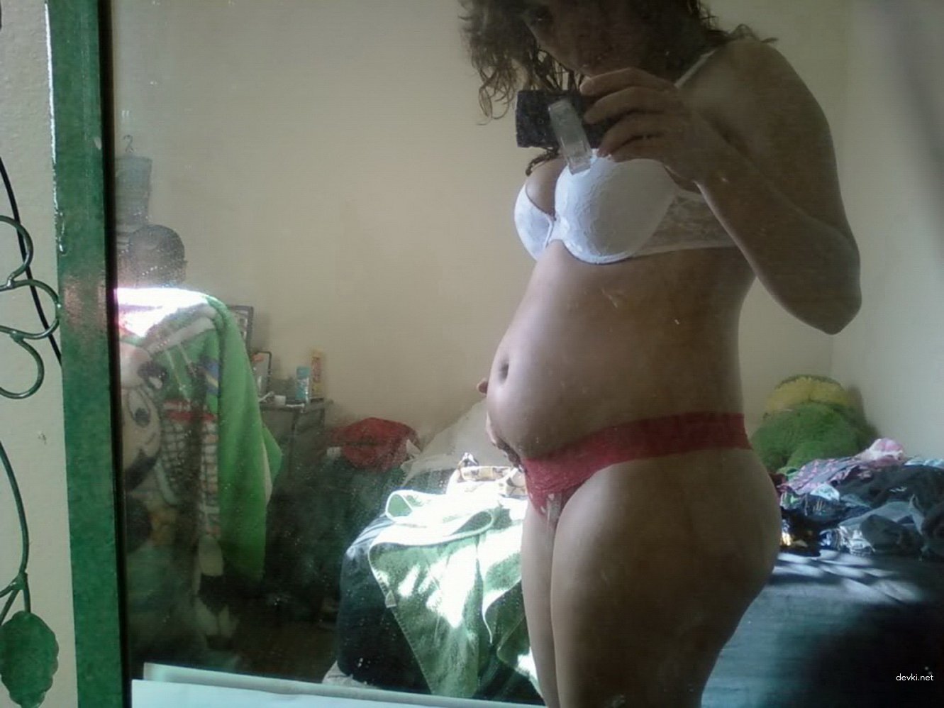 Explicit Pregnant Girls Photo Gallery (156 Pics) - Hot and Naughty Expecting Women Exposed!