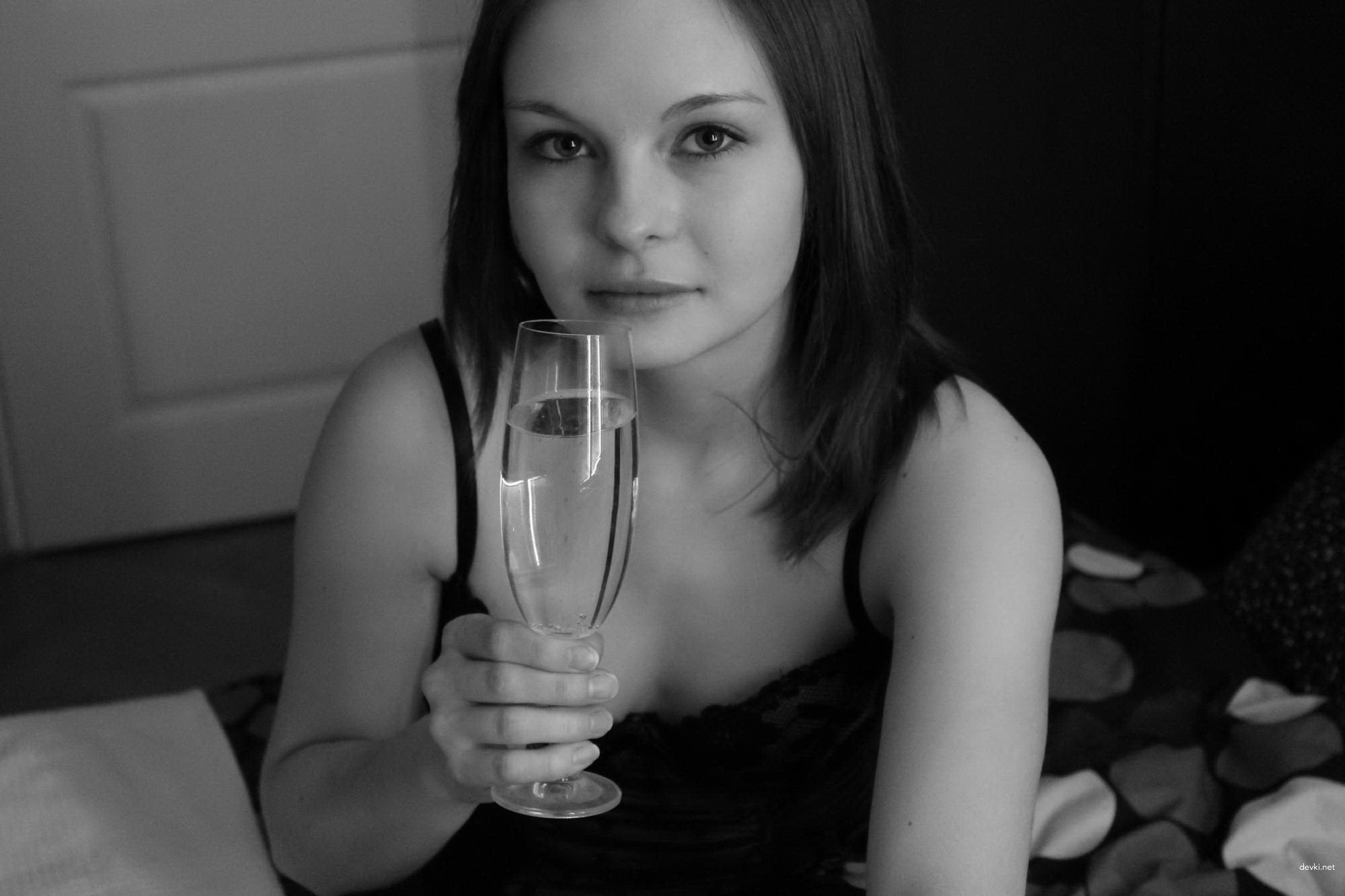18+ Birthday Bash: Young Woman Celebrates 19th Year in Style