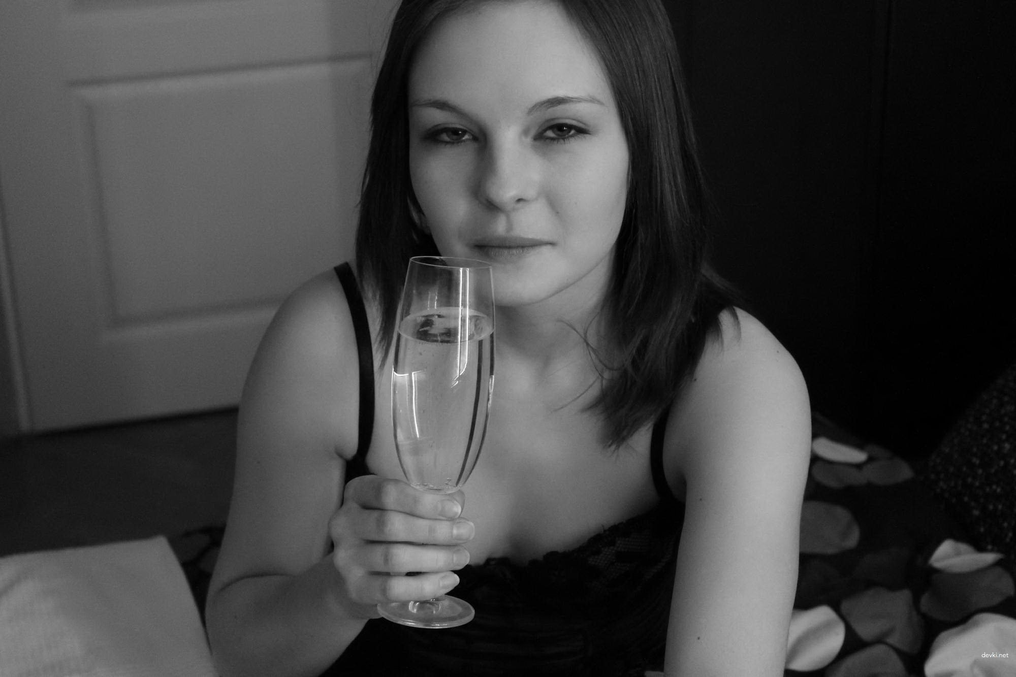 18+ Birthday Bash: Young Woman Celebrates 19th Year in Style