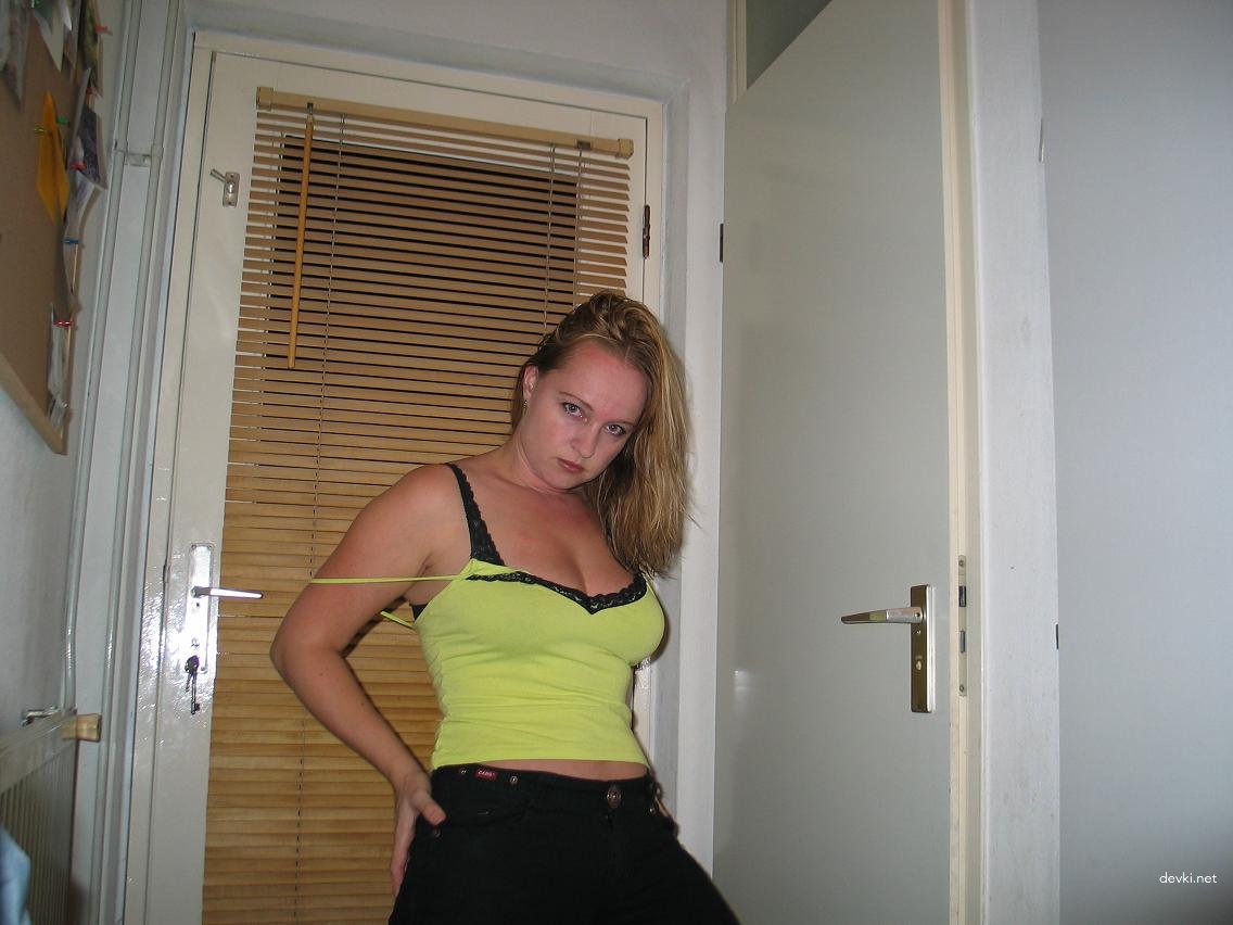 Teen Gets Fucked Hard - Young Girl Sex Photo