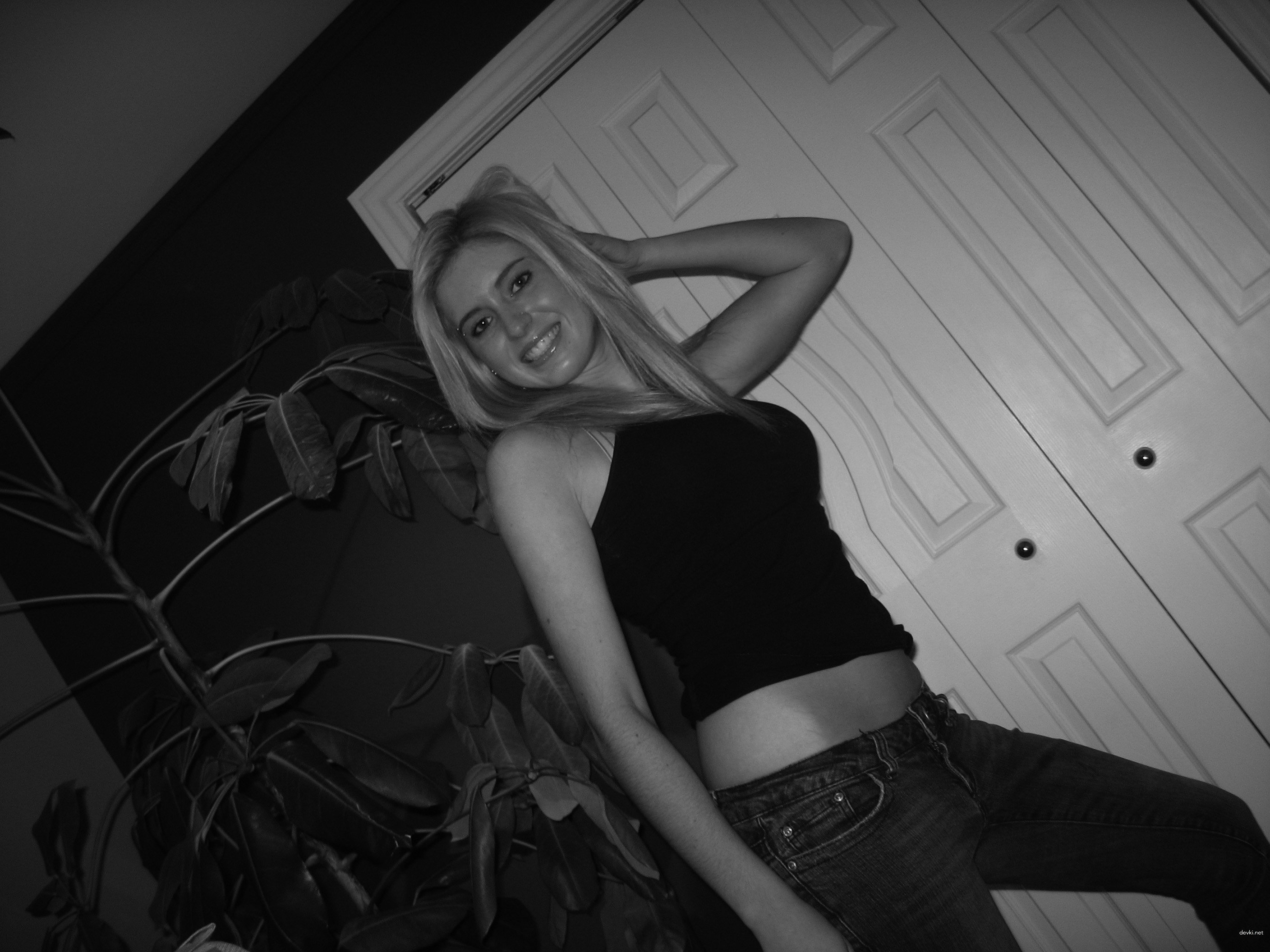 Naked Blonde Deepthroats Cock: Explicit Blowjob Porn