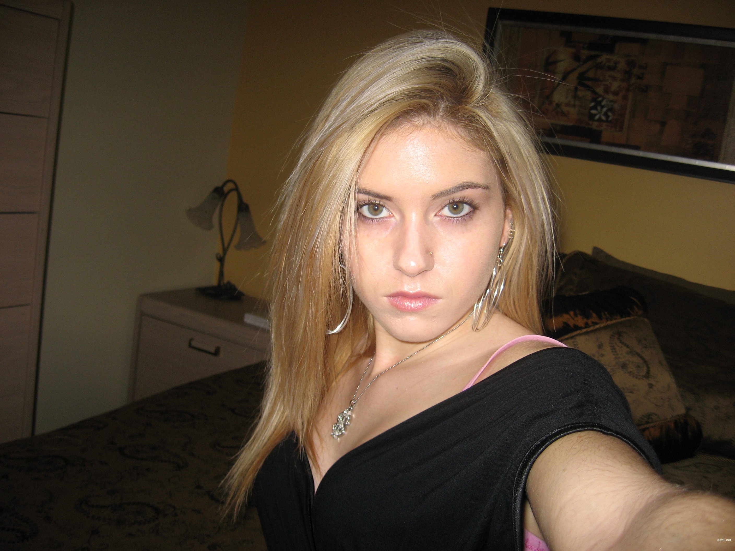 Naked Blonde Deepthroats Cock: Explicit Blowjob Porn