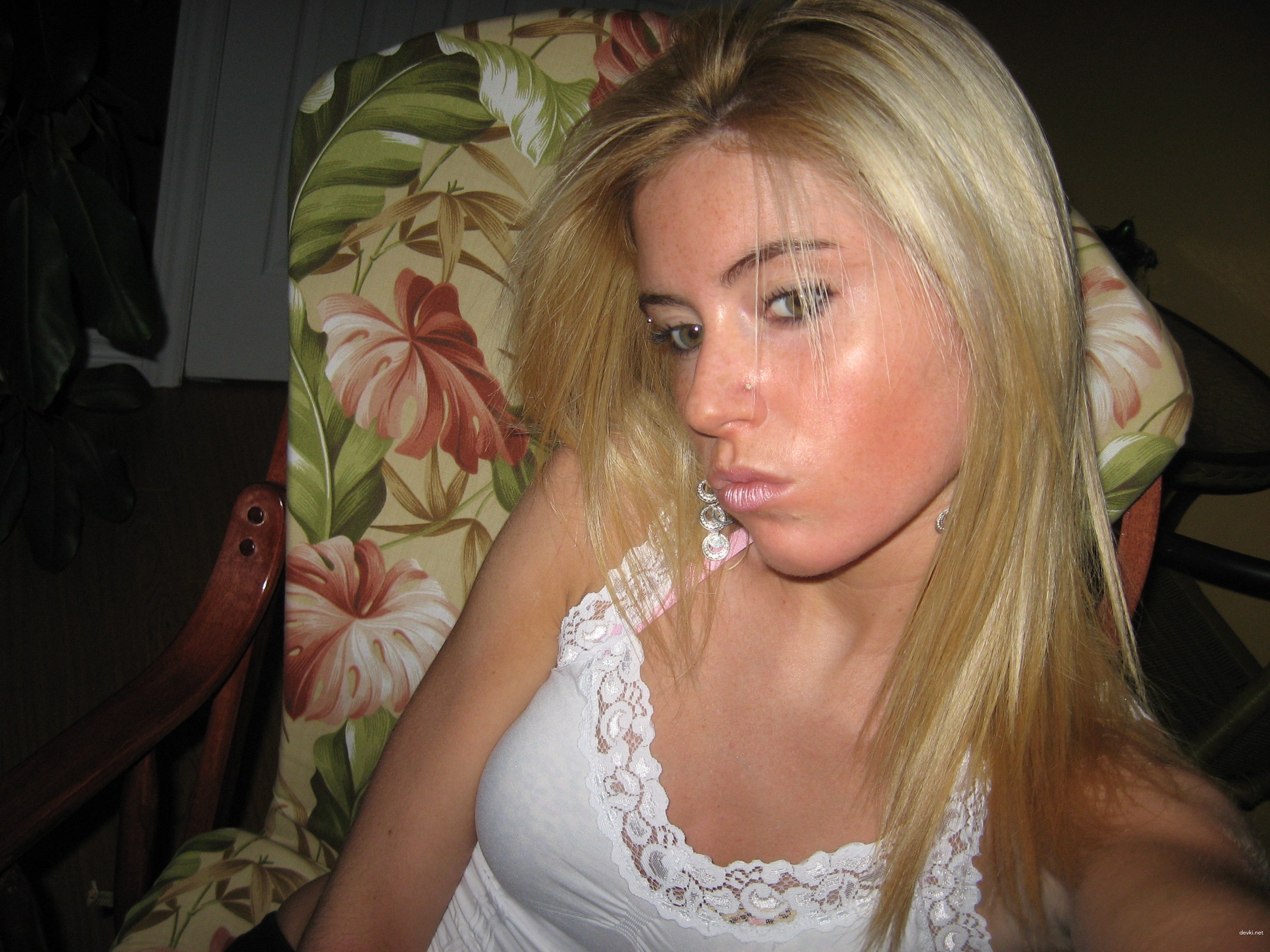 Naked Blonde Deepthroats Cock: Explicit Blowjob Porn