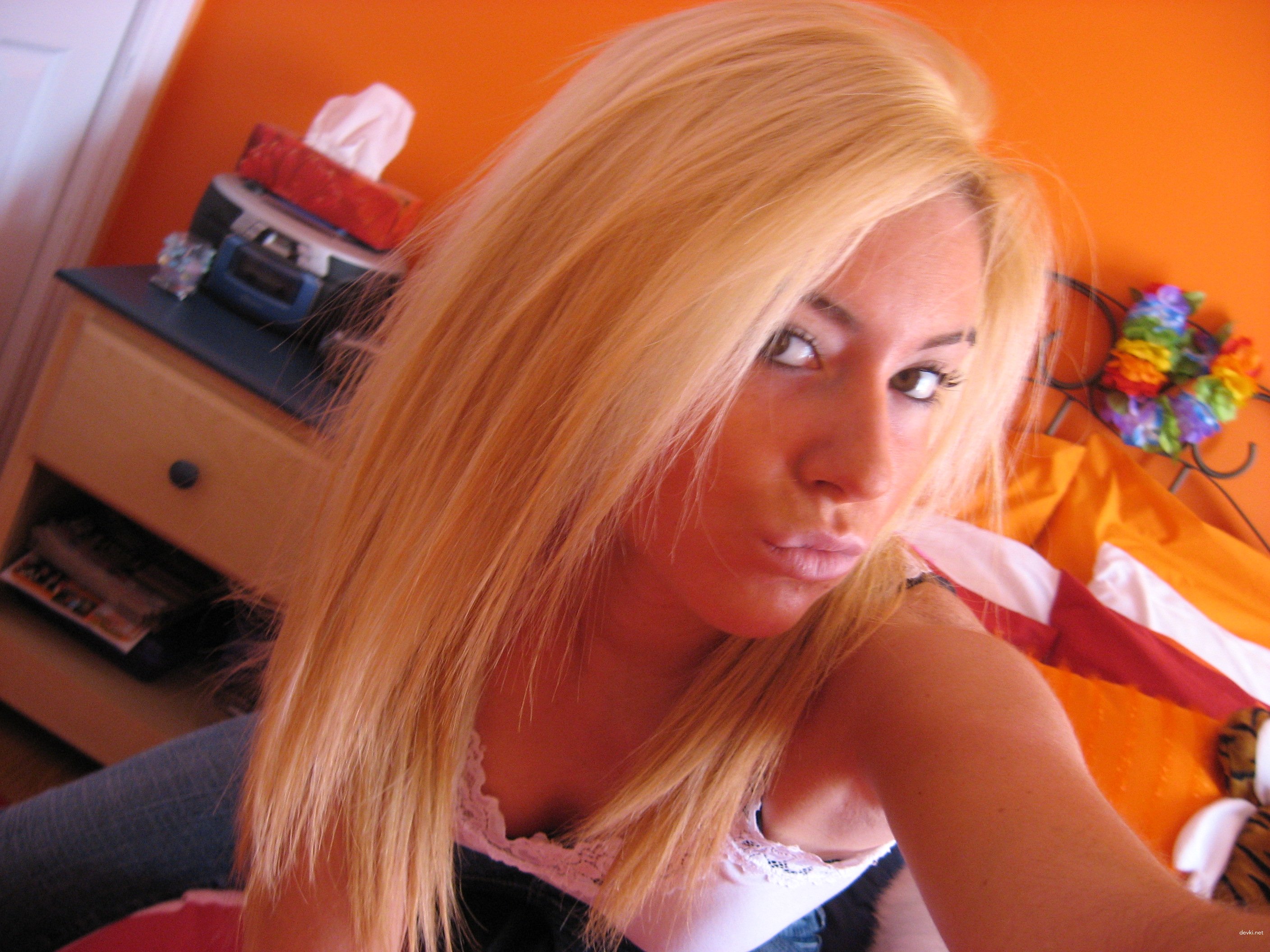 Naked Blonde Deepthroats Cock: Explicit Blowjob Porn