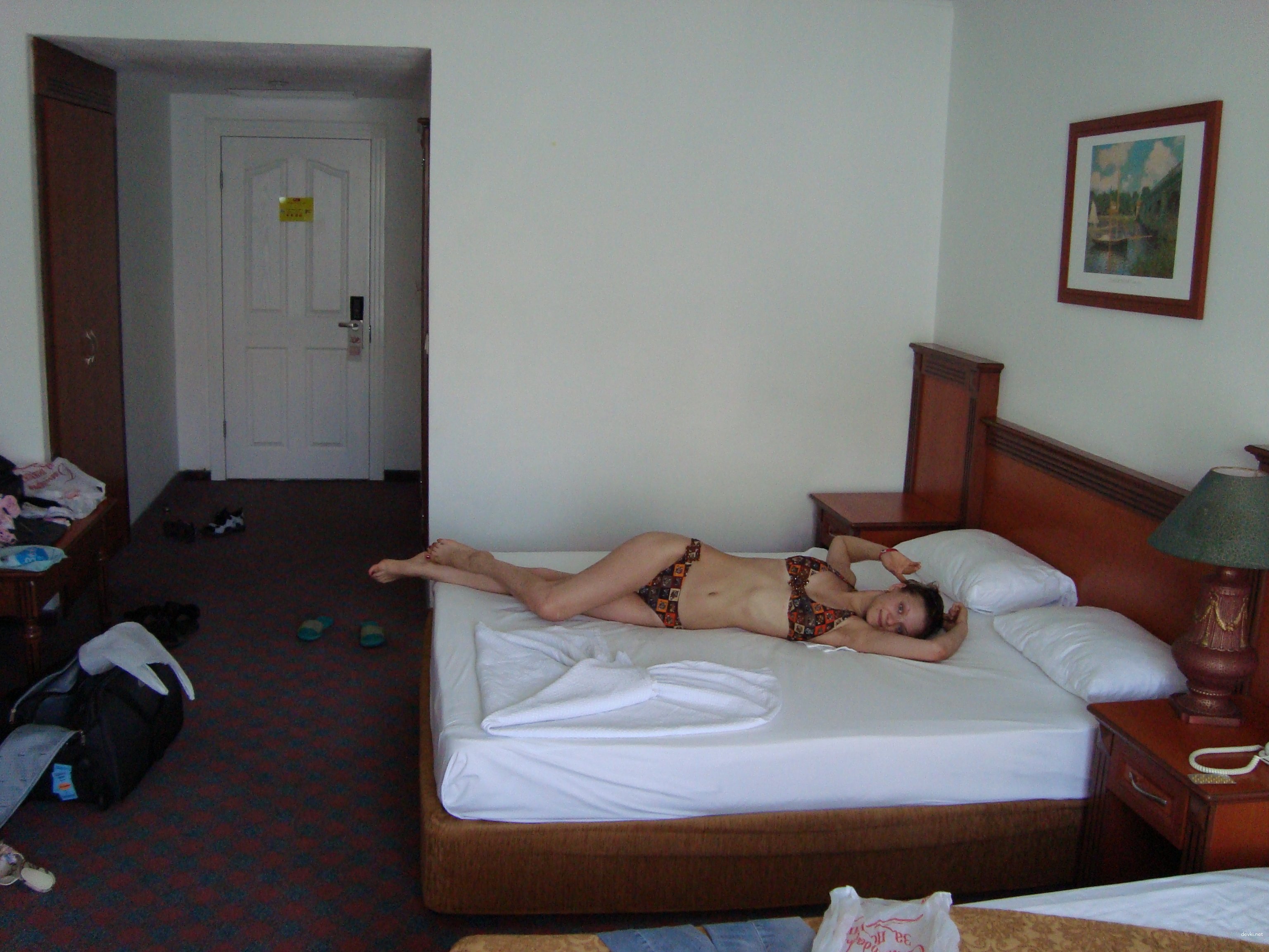 Hot Young Wife Gets Kinky in Hardcore Porn Photo