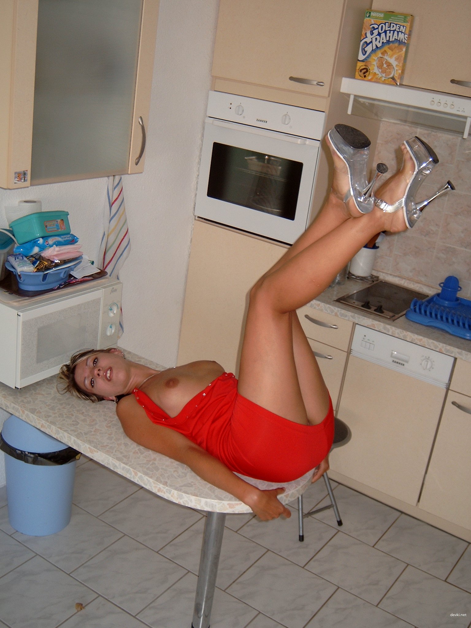 Hot Moments of a Stunning Girl: Explicit Life Scenes