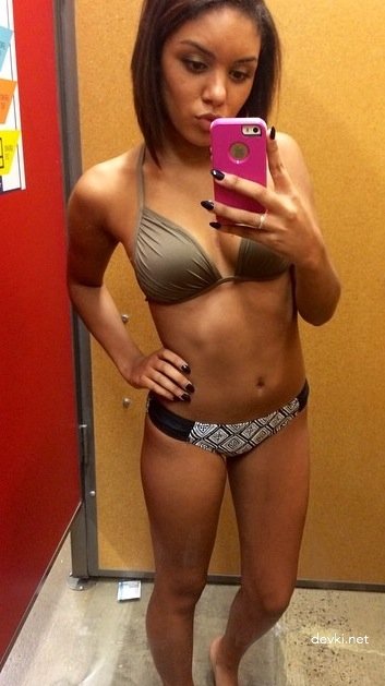 Hot Girls Compilation: Stunning Babes in Seductive Poses!