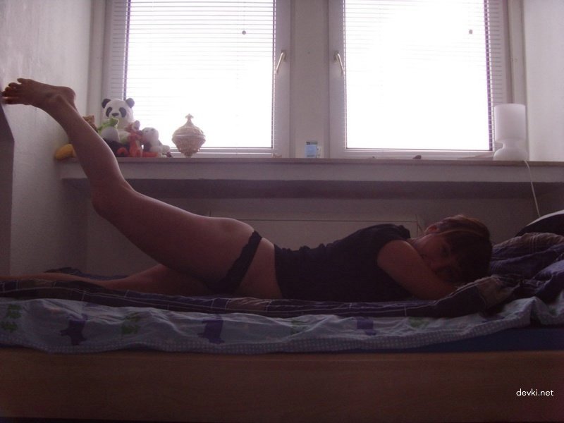 Armenian Woman Craving Sex: Explicit Desire for Hot Action