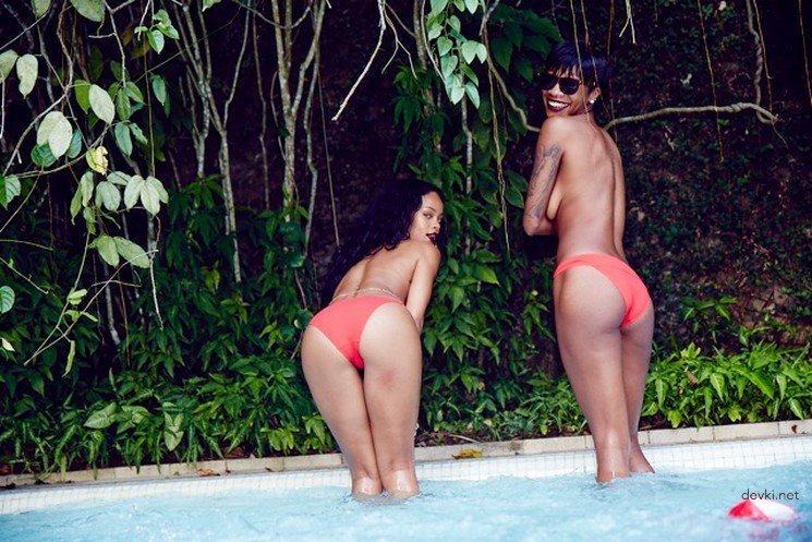 Nude Rihanna Exposed: Uncensored Photoshoot Revealed!