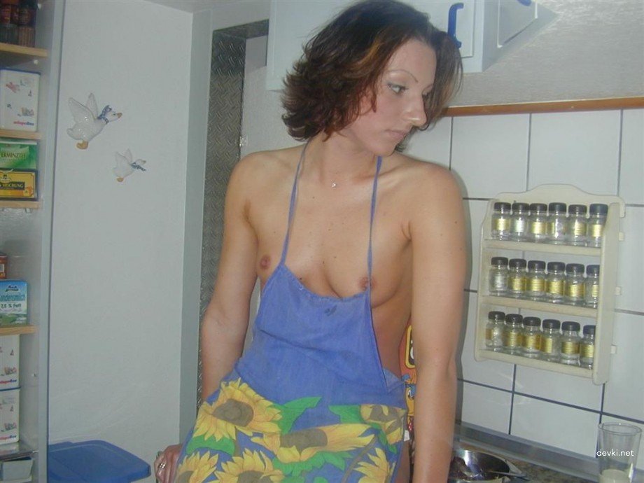 Naked Wife in Kitchen: Explicit Home Nudity and Sensual Cooking Scene
