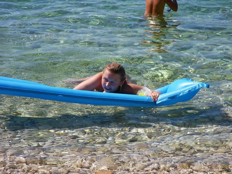 Man fucks his wife's pussy - Hardcore homemade sex tape