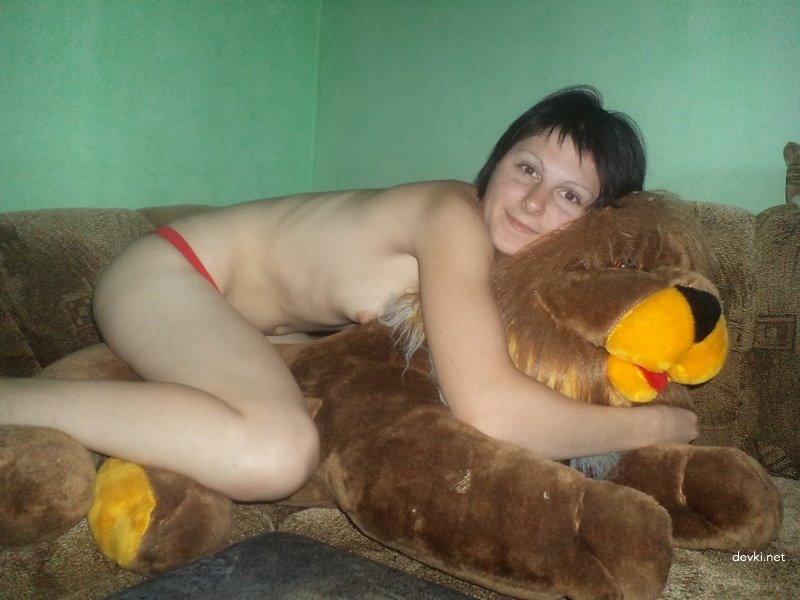 Hot Young Girl Reveals All: Explicit Secrets Exposed