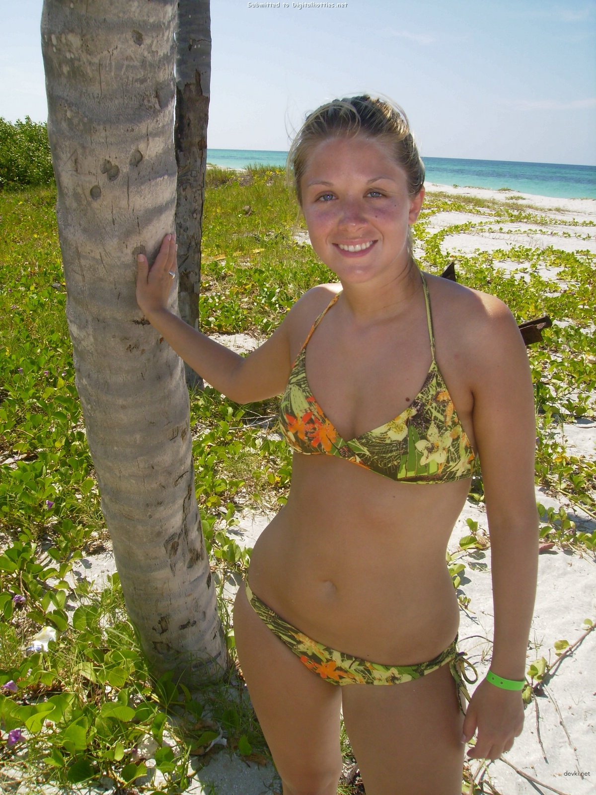 Topless Girl Relaxing: Explicit Sunbathing Exposed Beauty