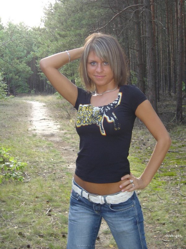 Hot Vacation Sex with Young Mistress - Explicit Outdoor Porn