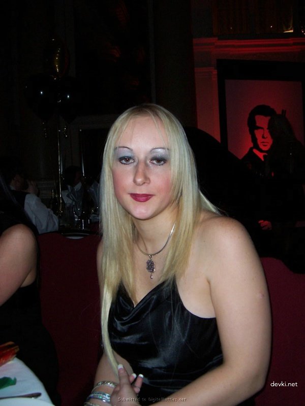 Big Booty Bitch Takes Big Cock