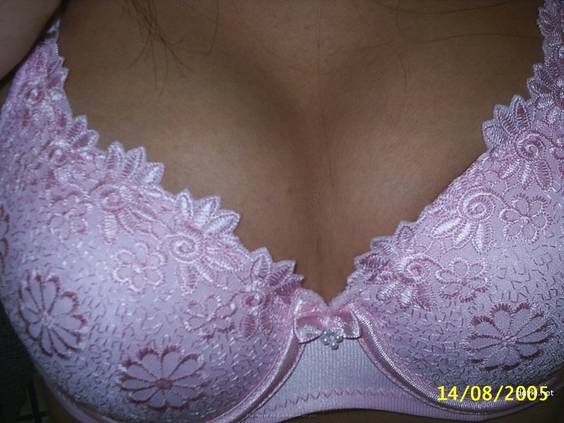Exposed College Girl: Naked Student Poses Boldly for Camera