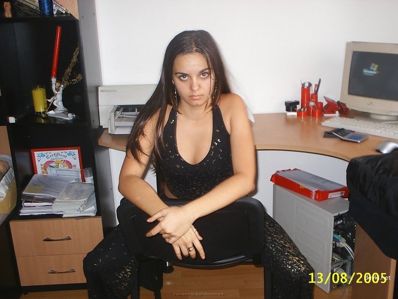 Exposed College Girl: Naked Student Poses Boldly for Camera