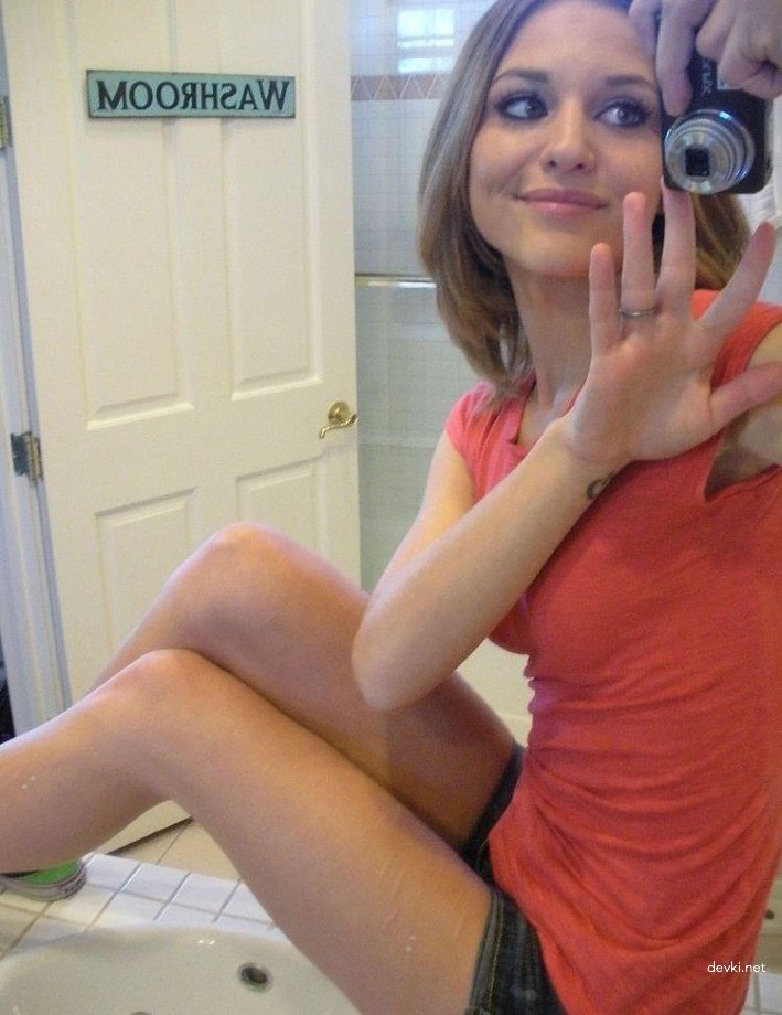 Hot Young Girl Sex Photo: Explicit Teen Action XXX