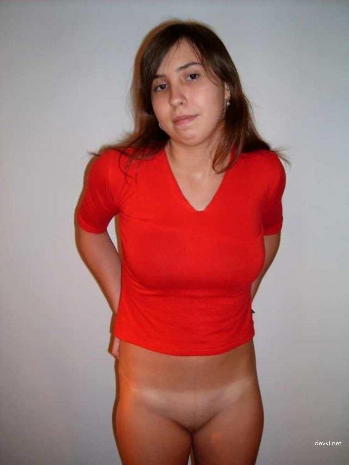 Big Boobs Girl: Explicit Busty Teen with Huge Breasts