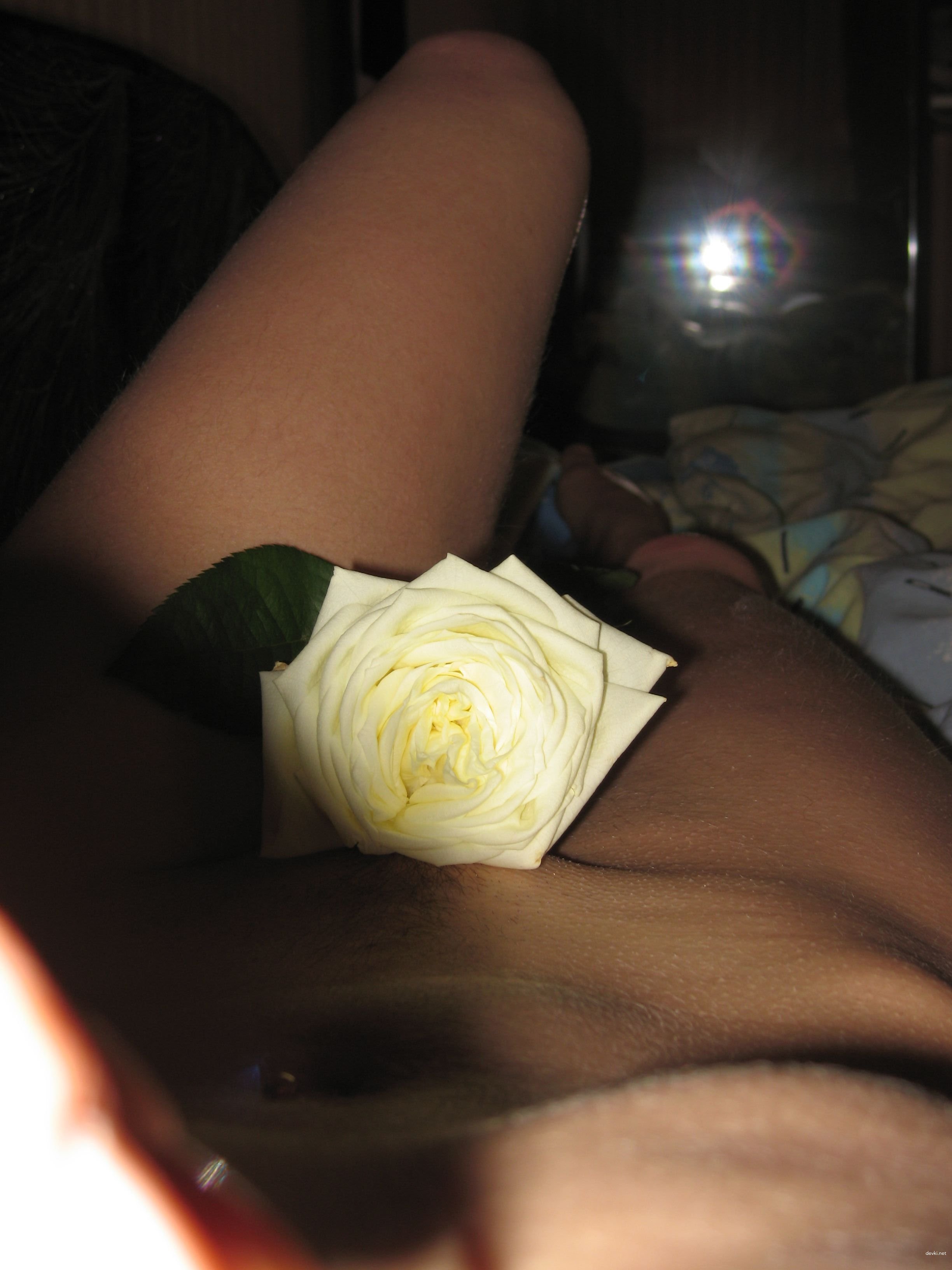 Naked girl post-shower: Explicit nude photo shoot