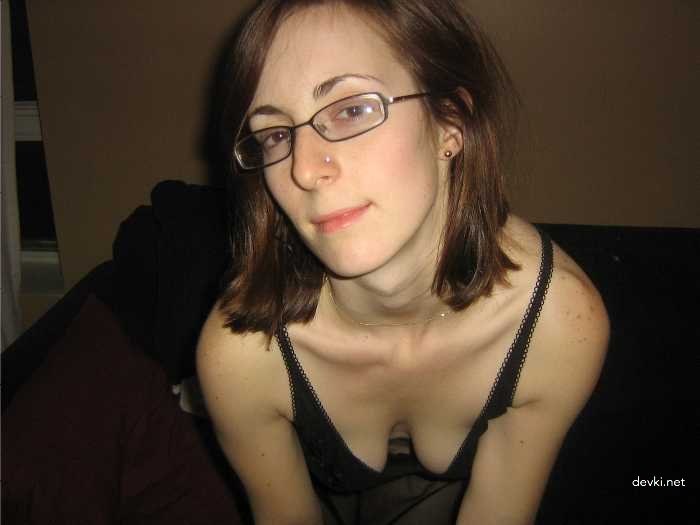 Explicit Home Photo of Woman: Sensual and Provocative Selfies