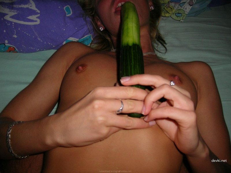 Intimate Homemade Sex with Hot Girlfriend - Explicit Amateur Porn