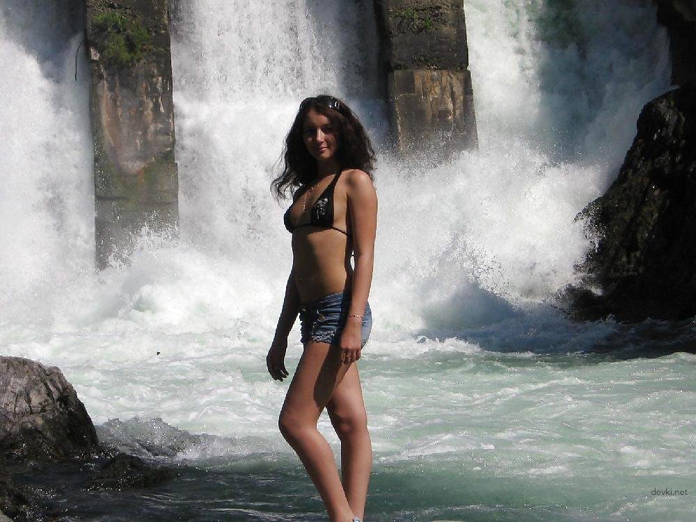 Hot Babe Has Sex with Lover - Explicit XXX Action