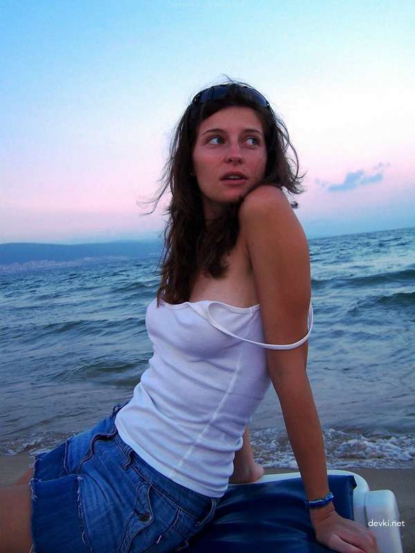 Private Vacation Photos: Intimate and Uncensored Beach Getaway Snaps