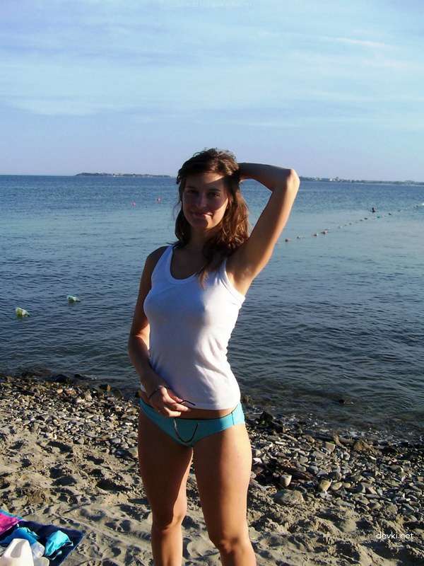 Private Vacation Photos: Intimate and Uncensored Beach Getaway Snaps