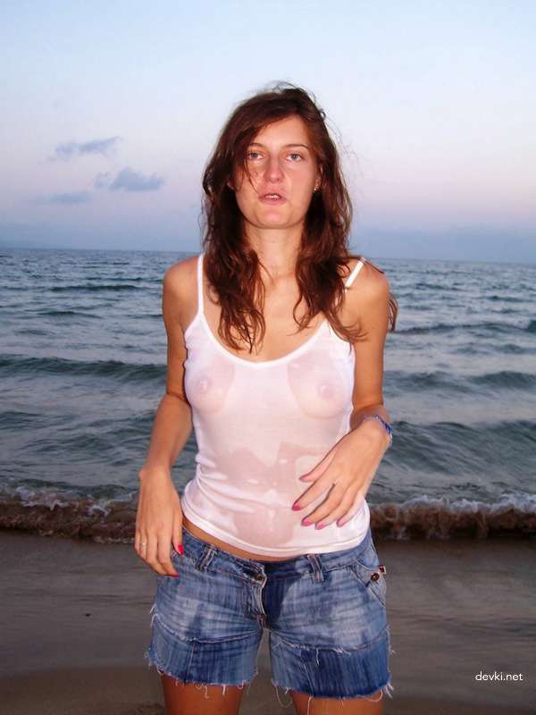 Private Vacation Photos: Intimate and Uncensored Beach Getaway Snaps