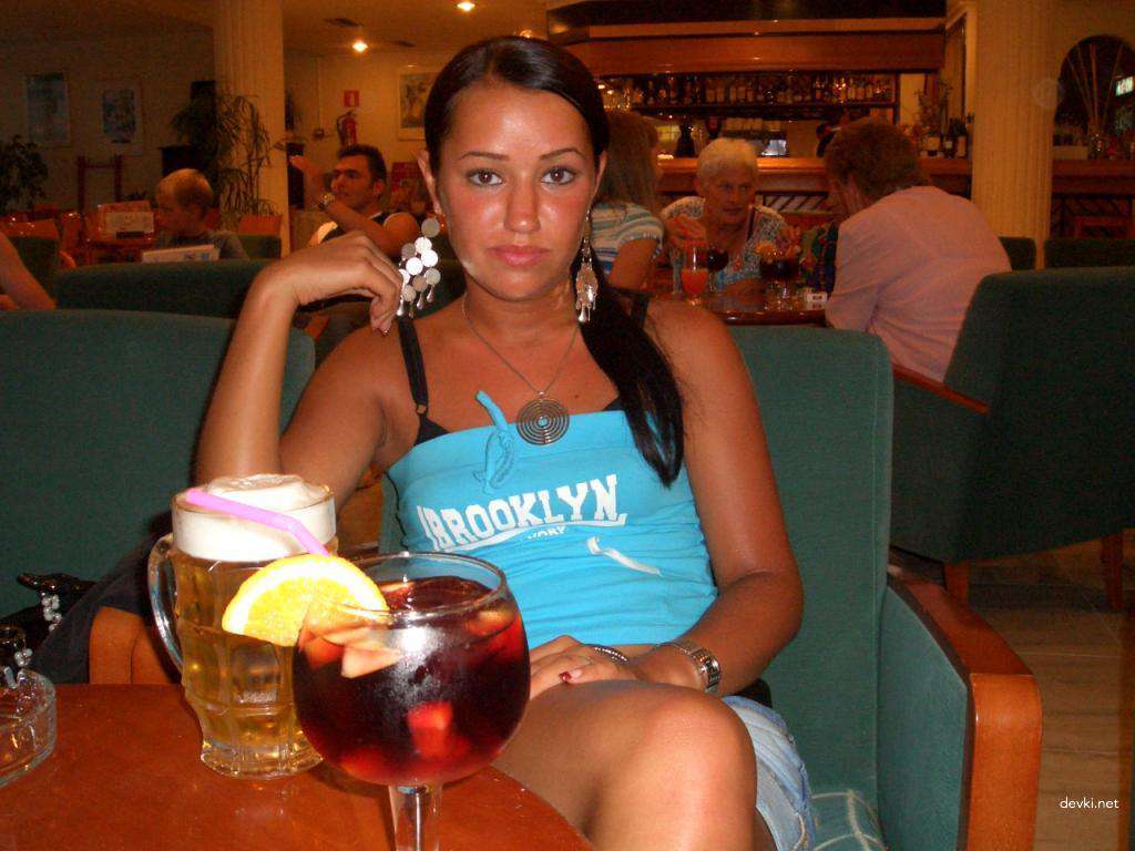 Hot babe deepthroats cock - XXX blowjob photo