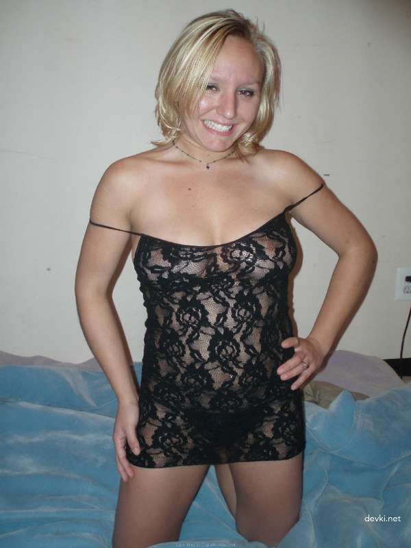 Blonde Babe Fucks Lover - Explicit Hardcore Porn Photo