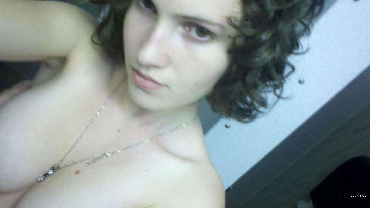 Sexy Selfie of a Girl at Home - Hot and Naughty Amateur Photo
