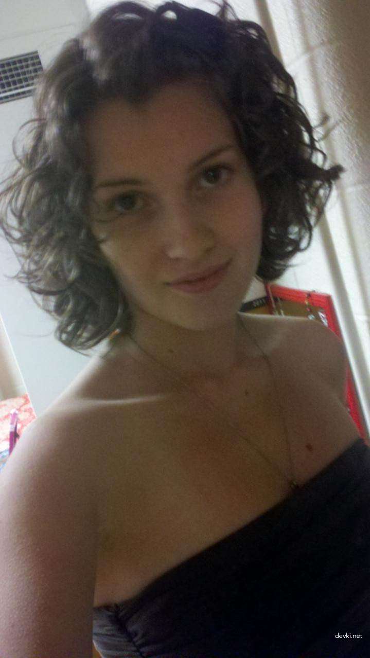 Sexy Selfie of a Girl at Home - Hot and Naughty Amateur Photo