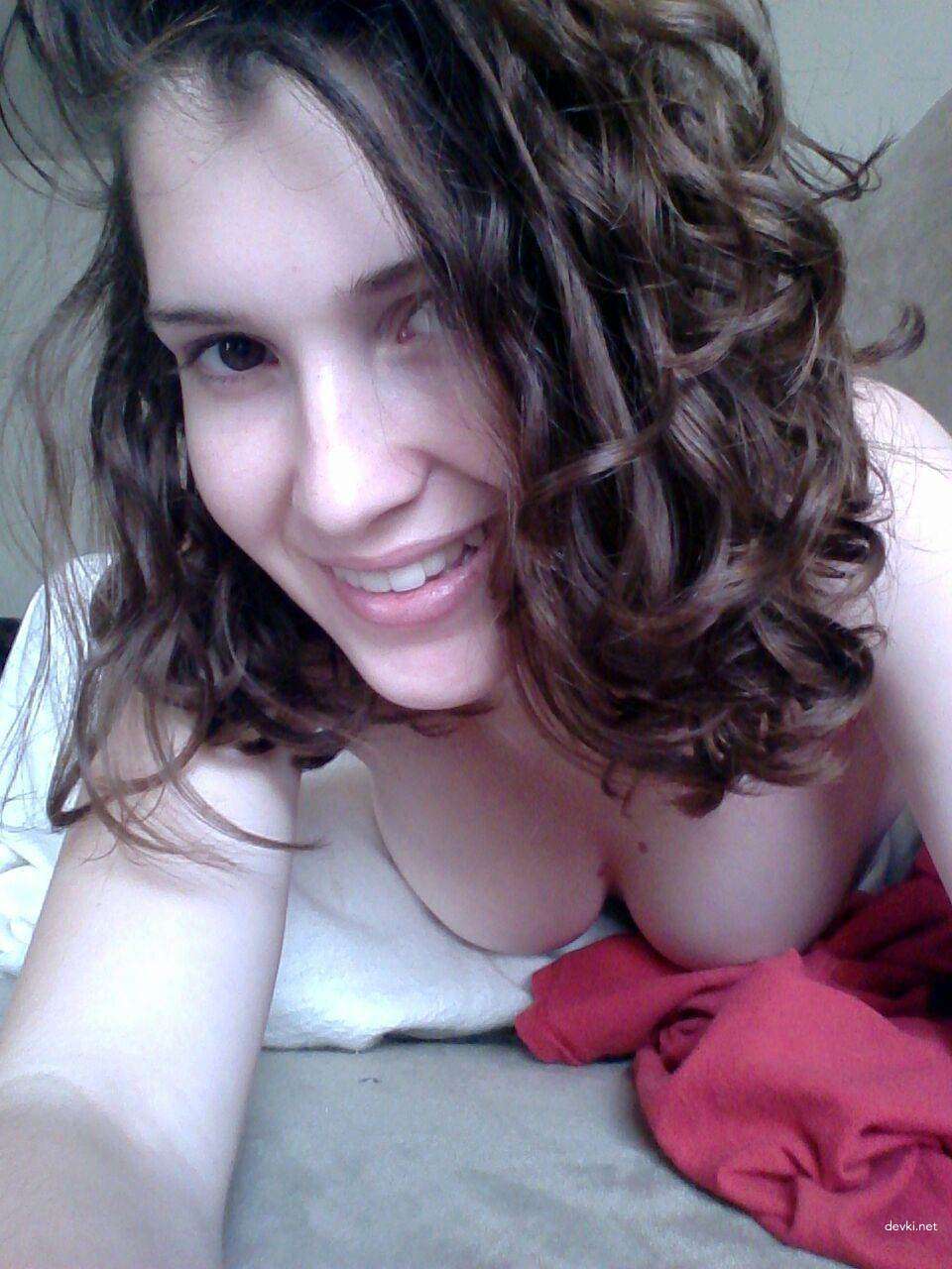 Sexy Selfie of a Girl at Home - Hot and Naughty Amateur Photo