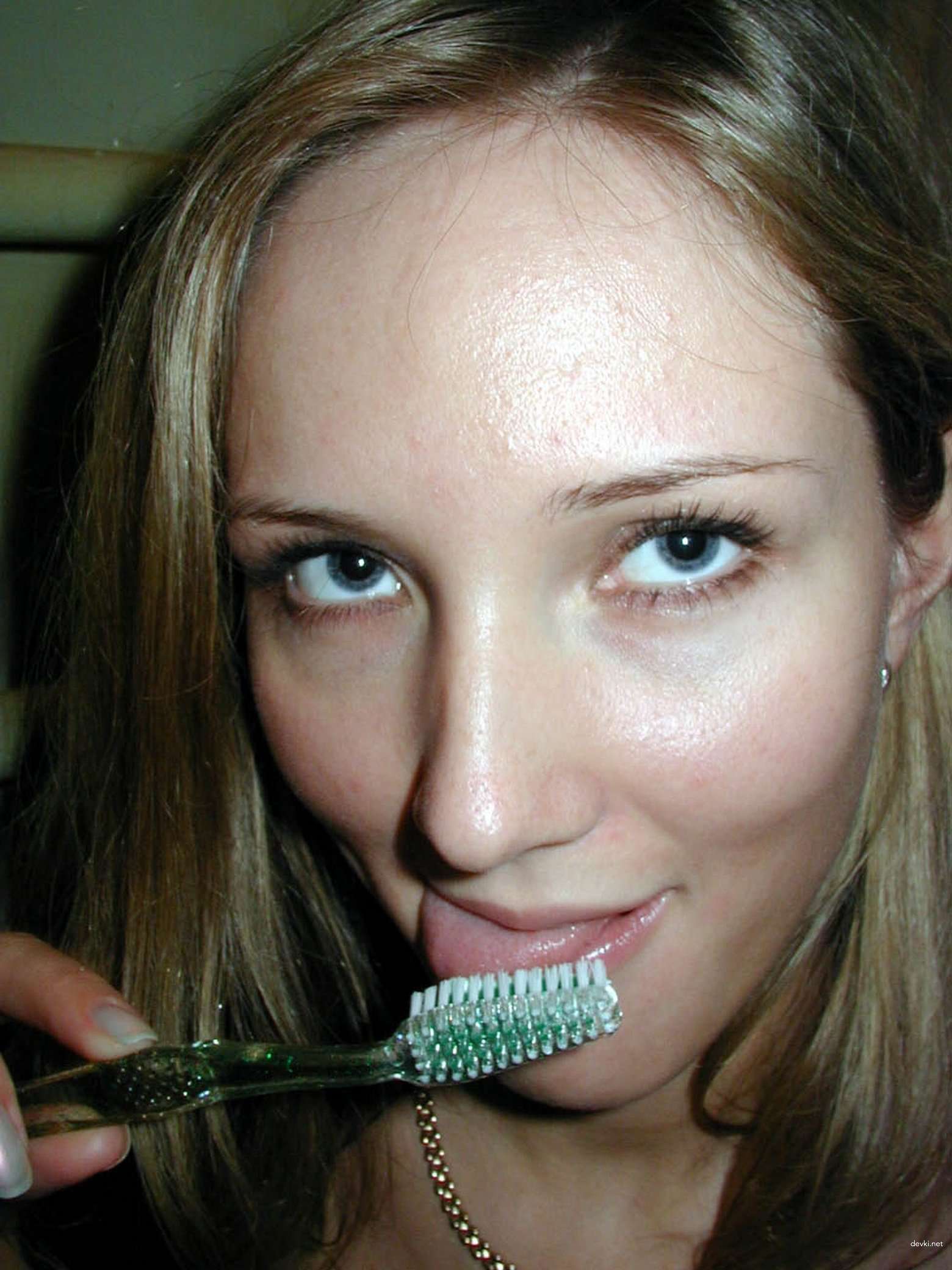 Brushing Her Vagina with Toothbrush - Explicit Solo Masturbation Scene