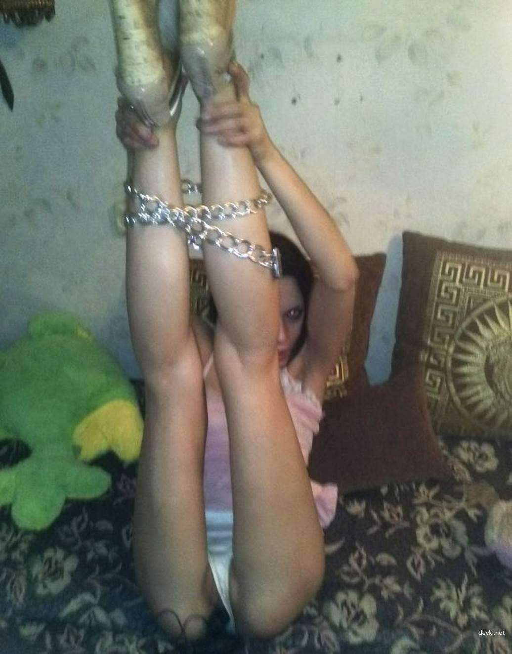 Slim Girl Deepthroats Big Cock