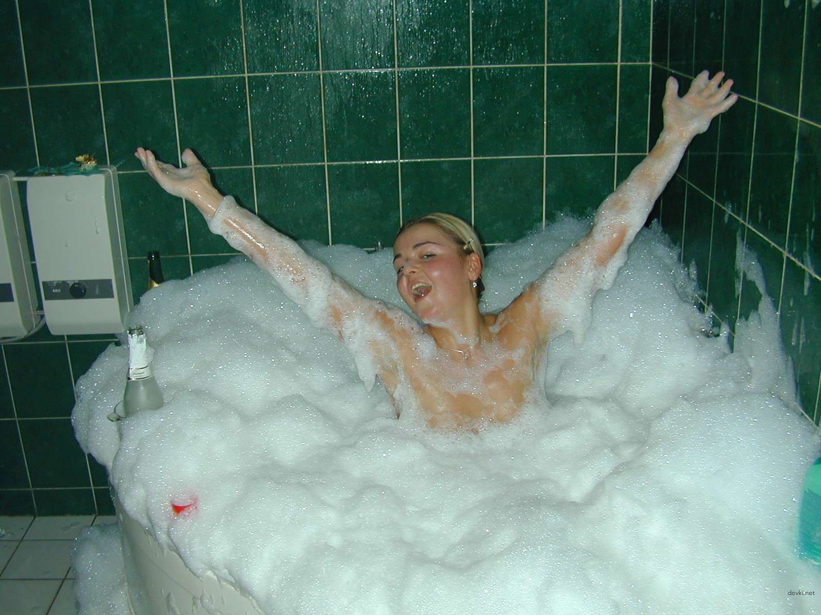 Voluptuous Blonde Babe Relaxing - Busty Blonde on Vacation