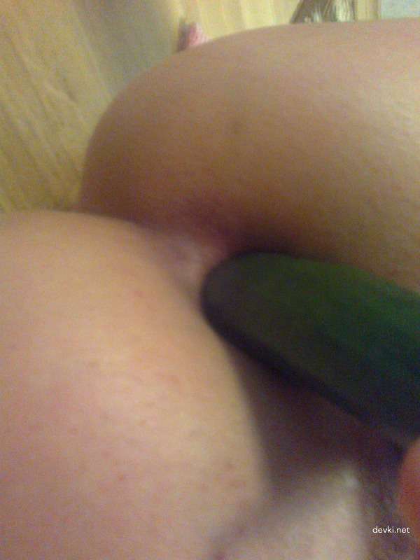 Wife Loves Anal Self-Fucking: Explicit Amateur Porn