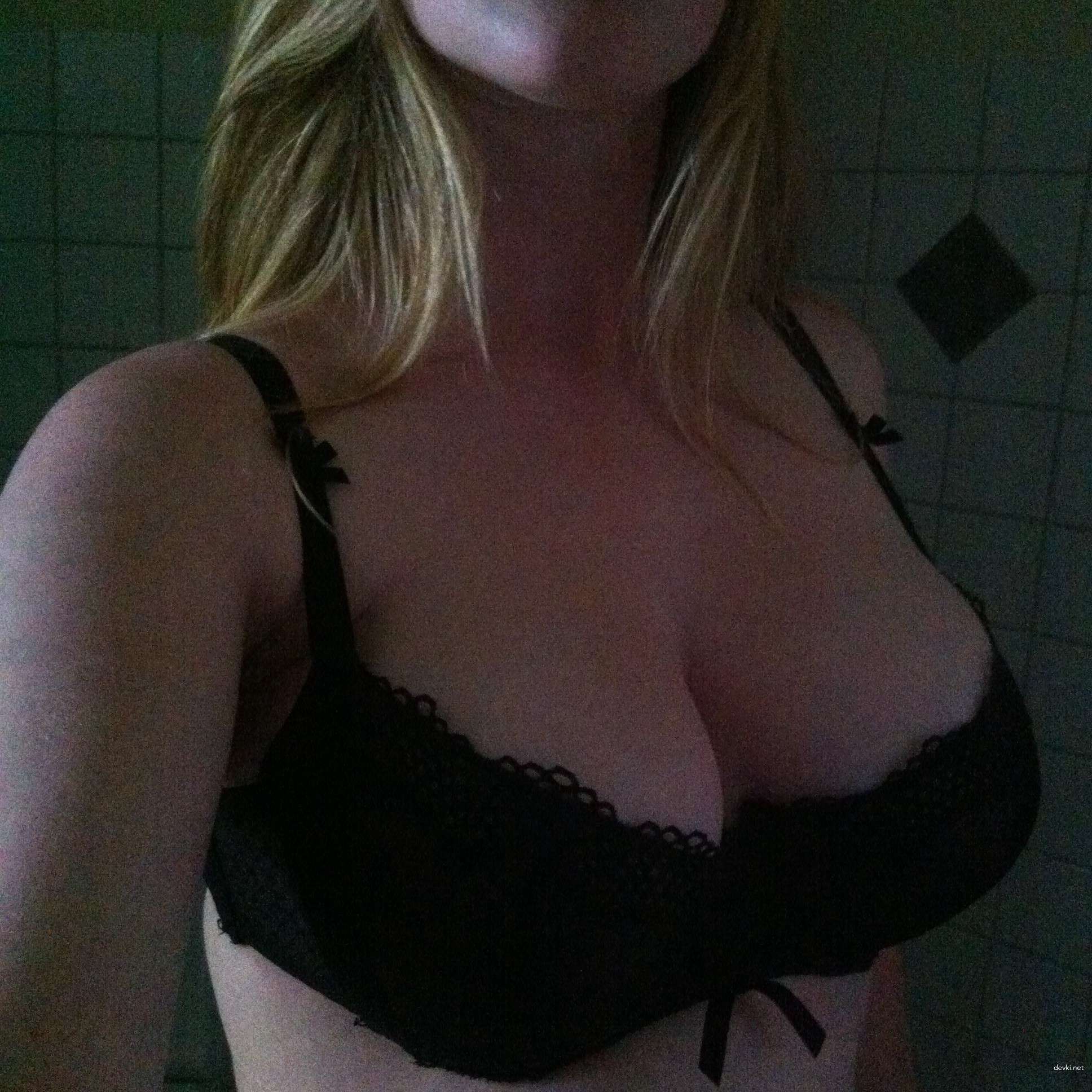 Blonde Babe with Massive Tits - Explicit Busty Beauty