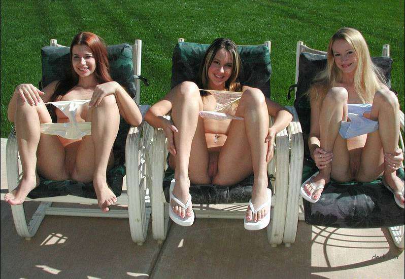 Girls Removing Panties: Explicit Photo of Women Undressing