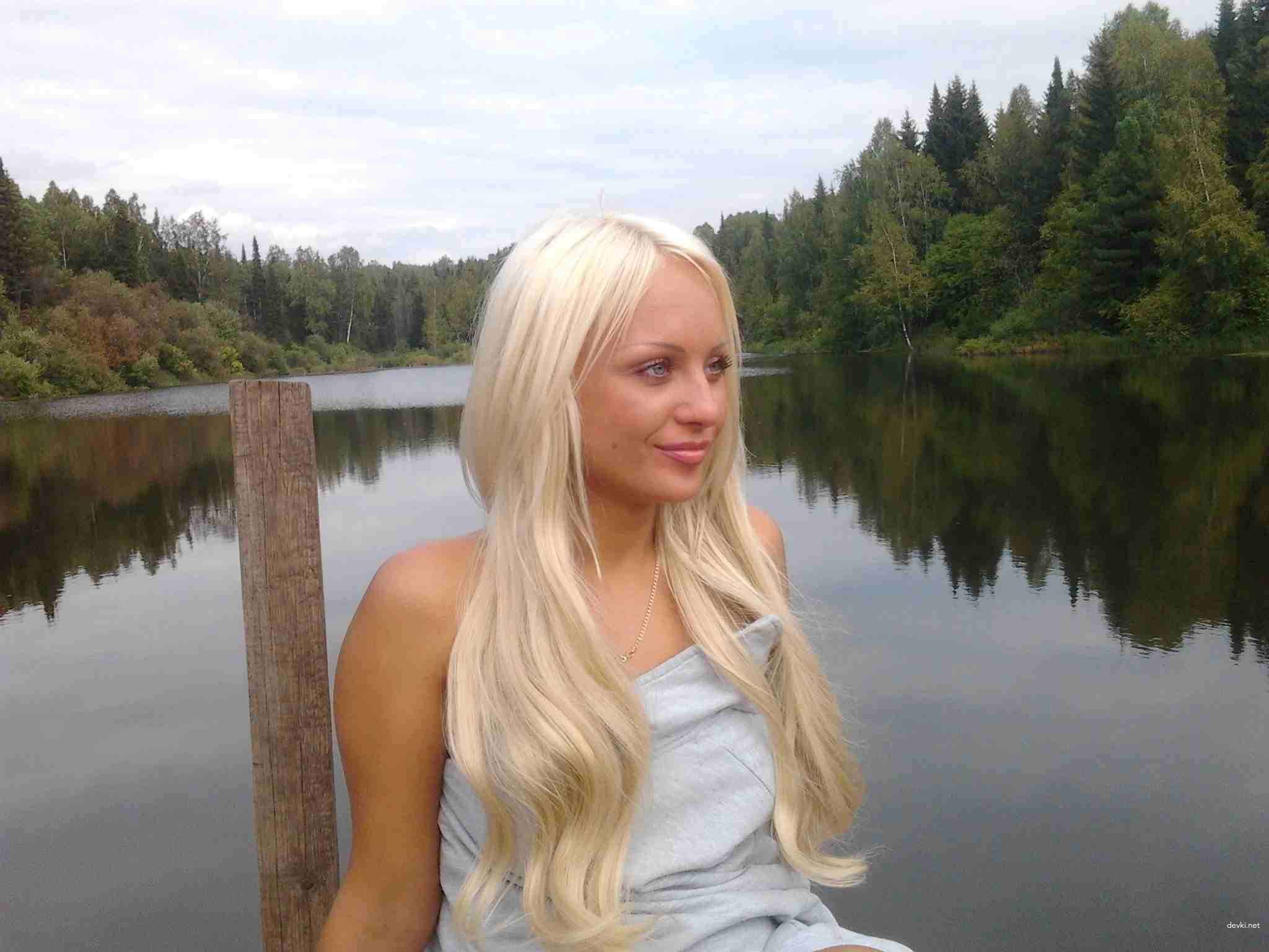 Sexy Glam Blonde Pornstar Satisfies All Your Desires