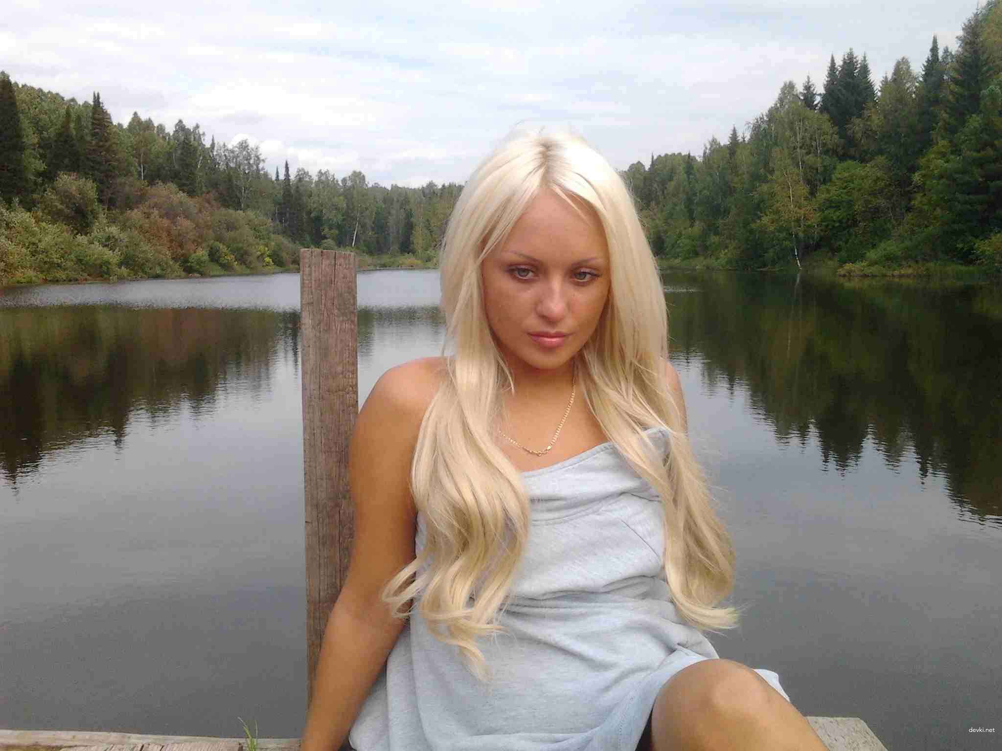 Sexy Glam Blonde Pornstar Satisfies All Your Desires